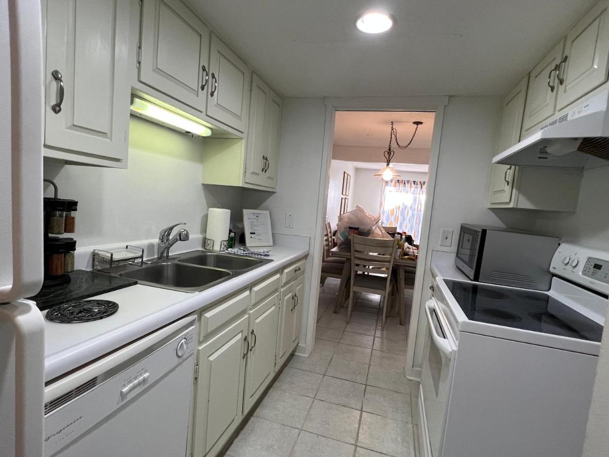 Spacious, Cozy Villa W/Parking In Coligny Villas Hilton Head Island Kültér fotó